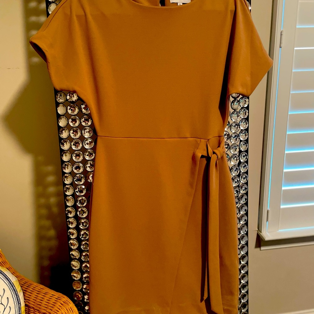 Gibson Latimer Faux Wrap Midi Dress Size Small Camel Work Office Career